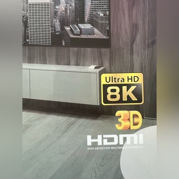 LSP TW317 Smart Projector W/ 80” Digital Projector Lockscreen - Picture 5 of 7